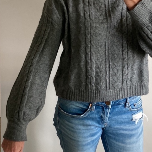 Grey Cable Knit Cropped Turtleneck Sweater - Picture 6 of 9